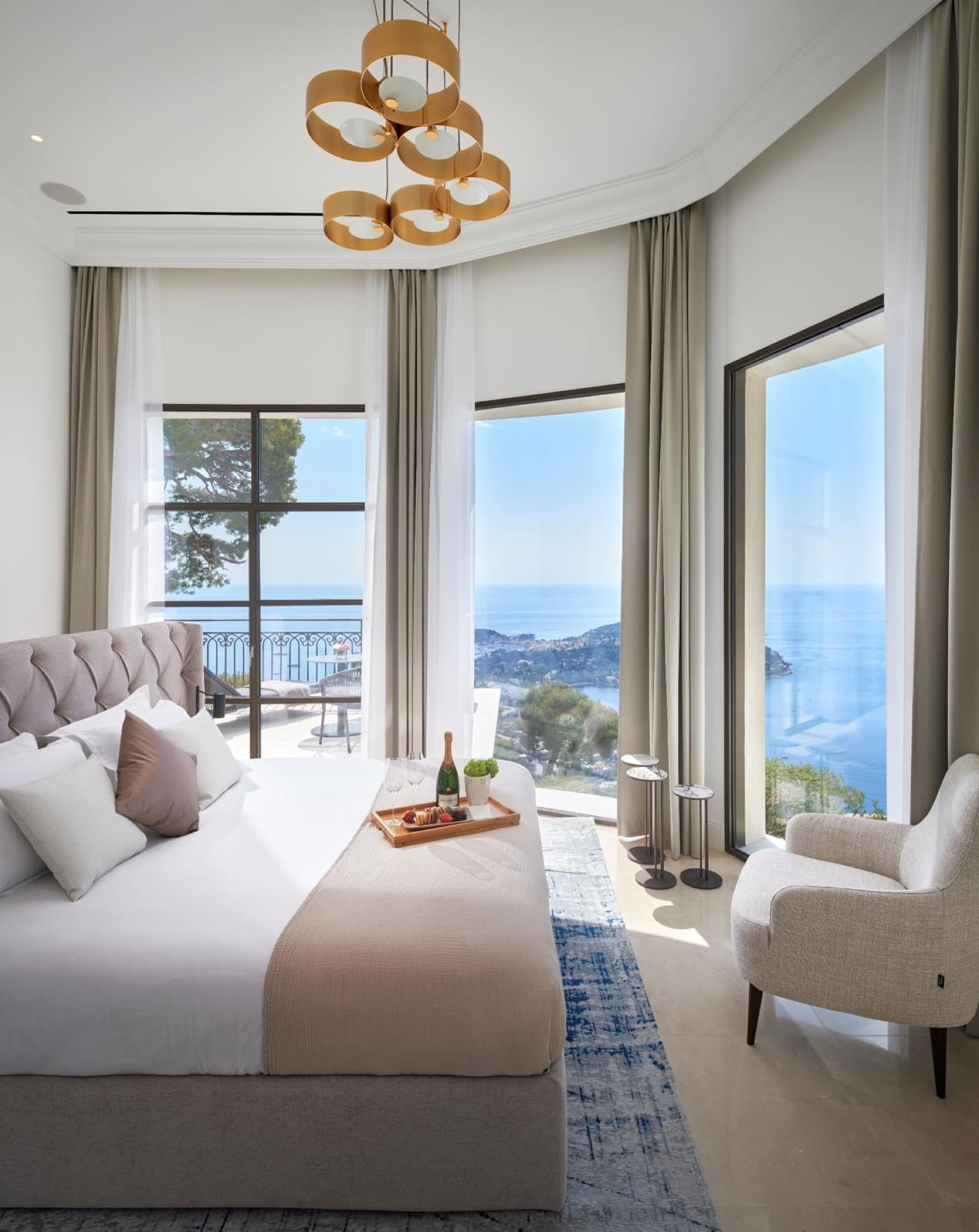 Villa Aurore bedroom opening onto the bay of Villefranche